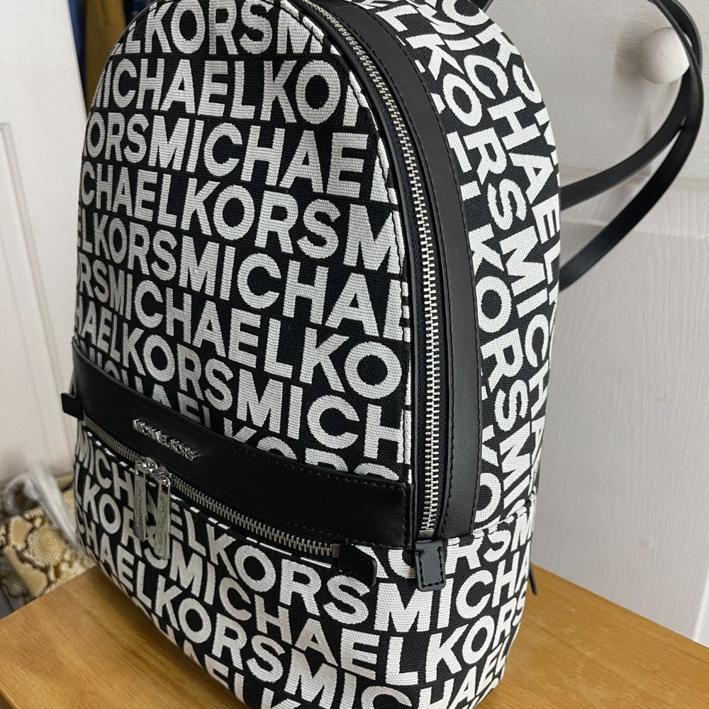 Michael Kors Large backpack Black and White XL